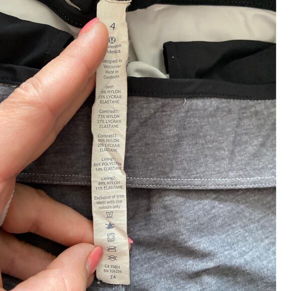 Lululemon On The Go High Waist Shorts Ventilated Side Split Gray Black Size 4 - Picture 7 of 7